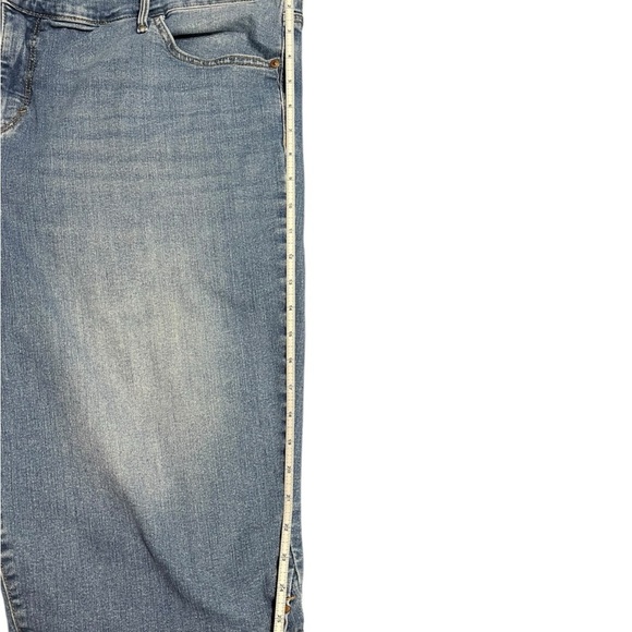 Gloria Vanderbilt Bermuda Denim Shorts Plus Size Amanda Skimmer Pants Stretchy - Picture 6 of 16